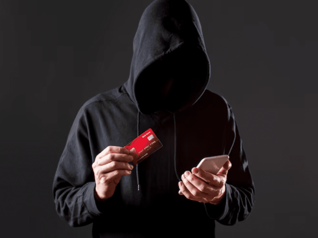 The Most Common Loan Fraud Tactics Used Online and How to Protect Yourself from Identity Theft